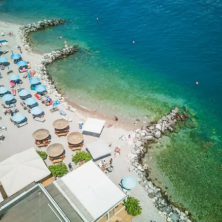 Hotel Gardenia Al Lago-2